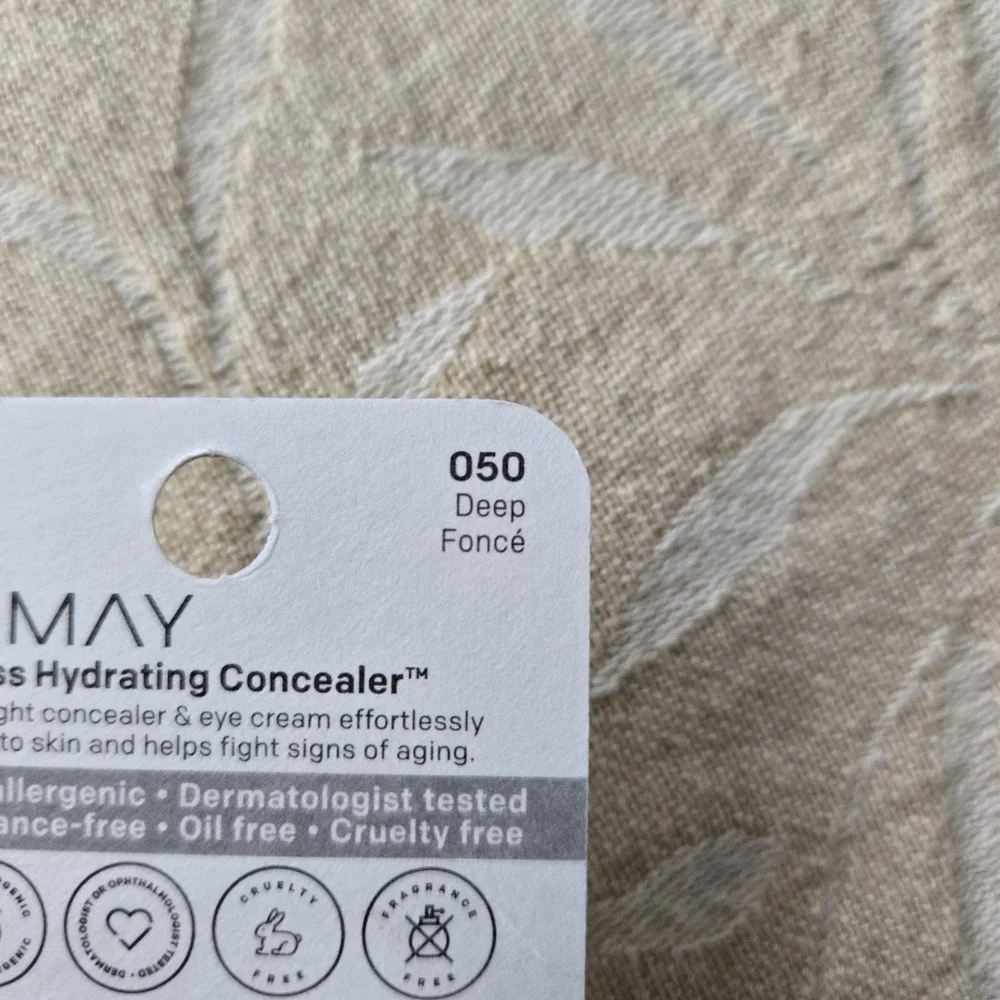 Almay Ageless Hydrating Liquid Concealer Hyaluronic Acid 050 Deep